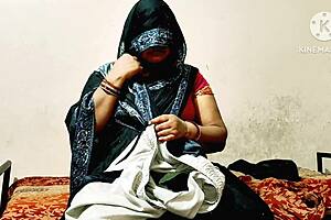 Desi wife meets neighbour boys