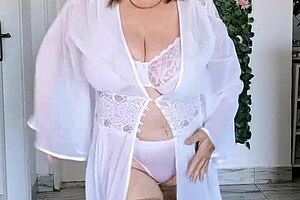 Busty Granny Shakes Big Tits in Sexy Lingerie Dance!