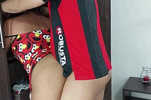 Amateur Latinas with Tight Wet Pussies and Big Asses Getting Cumshots