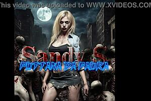 Italian milf in horror cosplay giving blowjob 😱🎥