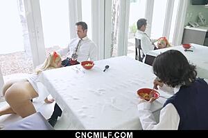 Thick stepmom letting petite stepson use her while doing chores