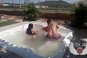 Public blowjob and doggy fuck in jacuzzi