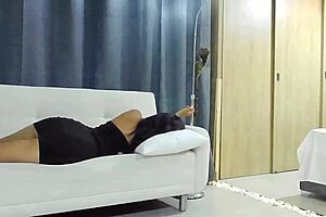 preciosa nalgona gets fucked on the couch.