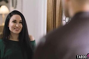 Imagine big ass milf gabi paltrova squirting in her ex boyfriend's friend's face