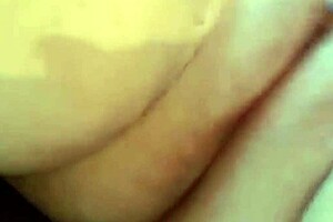 want to see bosnian mature masturbating in hd?