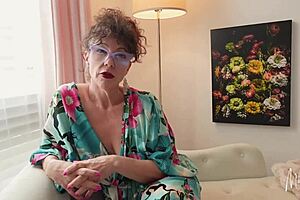 storytime with a sexy housewife