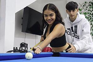 在家族生意中无情猛烈操我的继妹