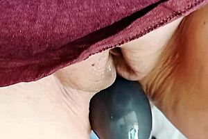 hey, check out my large panniers flashing in this mature homemade cunt tease