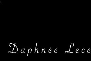 ania kinski and friends in a group scene