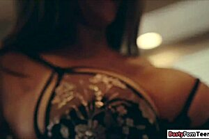 ava gives her guy an amazing tit fuck