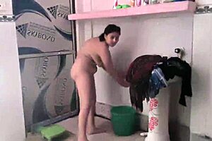 Women Labour Fuck Contractor For Extra Money On Bed