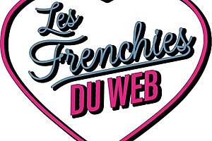 維托里亞和帕姆分享大奶子和一根硬雞巴，在狂野三人組！