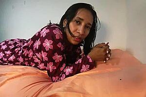 Step Mom Shared Bed With Step Son While Her Husband Is Working - Leyne Rodriguez