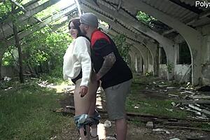 Hot public pegging session in sunny weather today