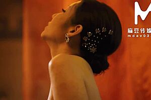 Modelmedia Asia - Sexy milf Su Yutang rides hard in group action