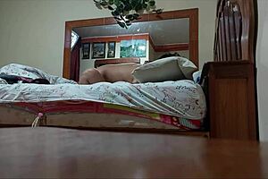 The young woman gives herself to the 54-year-old sugar daddy with thick dick and makes me push