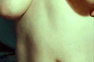 asian mommy rides big cock and squirts 😍