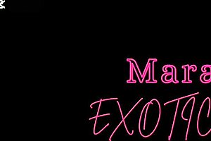 horny bbw milf masturbating in traffic, what a sight?