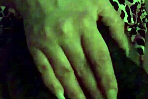 i lick fuschia leopard's pussy close up