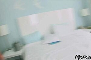 busty amateur on mofozo com gets facial