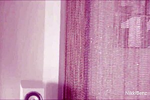 Big Boobs PAWG Nikki Benz Dances, Rubs Tits!