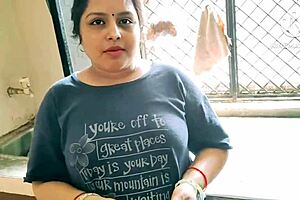 indian bhabhi fucking neighbor boys with rough sucking 😏