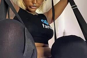 Mistress rides her man's face. Obedient slave does whatever she's told 😈 Full video on Xred