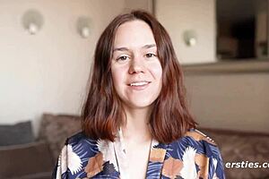 Anca’s dildo session is so intense, you gotta see her European curves in action! 😍