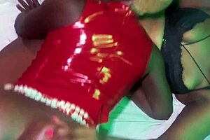 Milf Tory Sweety wants more than just a workout! 💪😉