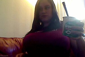 azismiss stuffs ice cream in her big ass