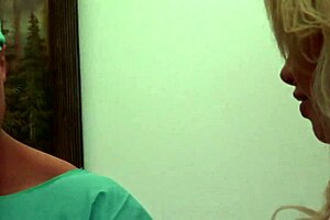 Slut milf mom Brooke Haven bangs Rocco Reed hard!