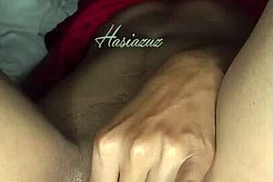 Indian Teen Uses Vegetable For Fingering And Spicy Lick