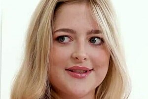 teen insists step mom on letting her watch