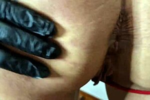 danaxmuscles sucking and fucking neighbor in trailer