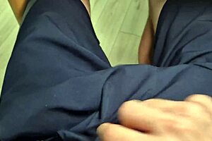 I came inside stepmom's pussy on the kitchen counter while alone 😏