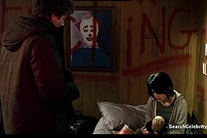 laura wiggins in shameless s01e12 2011