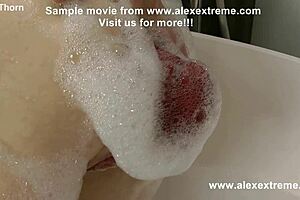 Dirtygardengirl and Analyen doing double anal fisting in garden, so prolapse intense! 😈