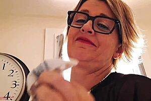 Karina the housewife shocked me with her wild kitchen moves