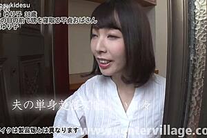 while stepmom cleans closet girlfriend licks pussy lesbian illusion