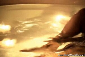 loving the indian milf dance queen's erotic solo performance, high definition and oriental vibes