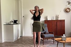 Hot stepmom forgot to put on panties before going to bed