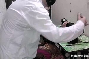 Beautiful Indian Stepmom Role Play Sex!