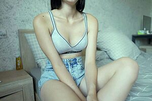 Futa stepmother's huge cock caught me off guard! 😲