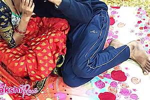 hot indian housewife enjoys quickie with young boyfriend