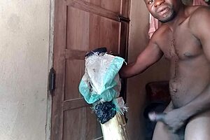 Valentine Cum Hard for Fans This Year! 💦