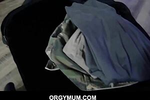 Stepmom Sucking Balls And Spreading Legs For Stepson - Sarah Vandella