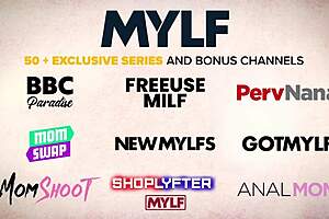 hot milf fucks her friend's big cock 😍