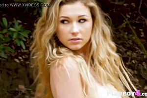 Big Tits Milf Dances In Lingerie For Hot Striptease