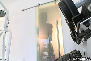 Fitness Milf Babe Lisa Ann