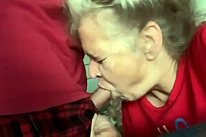 I'm hot mature milf sucking my best friend's big cock, but it's so monsterous i can barely handle it